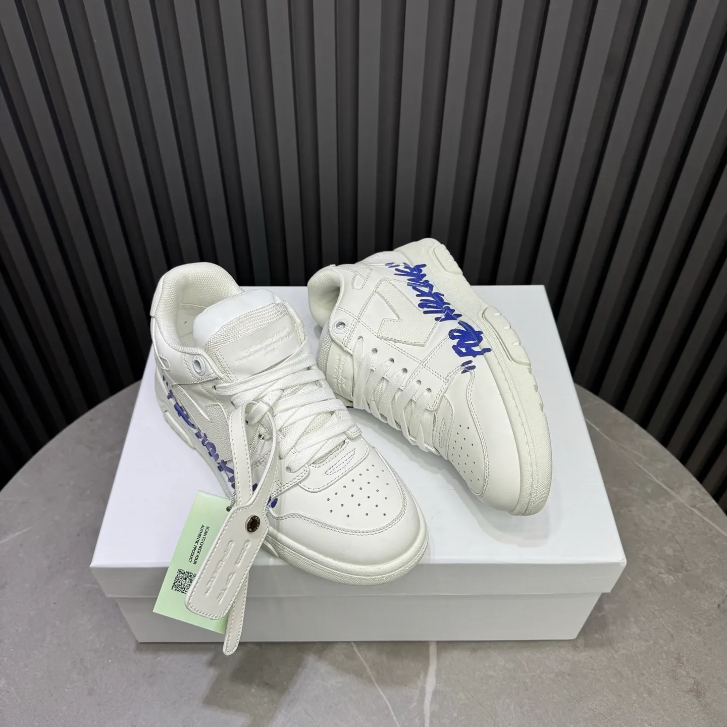 P620 OFF WHITE⚡️Couple model⚡️35-40 women’s model 39-46 men’s model